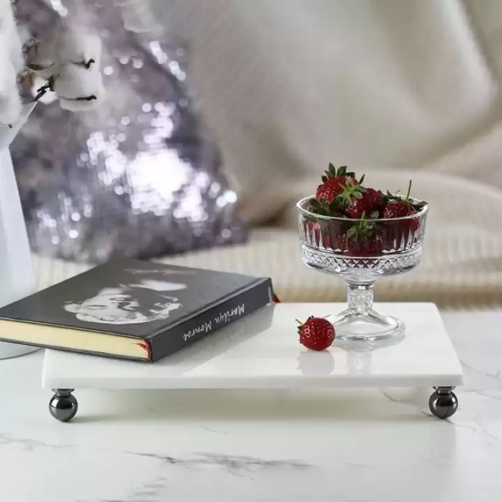Akayev Mermer Beyaz 30x20 Cm Füme Boncuk Ayak Sunumluk