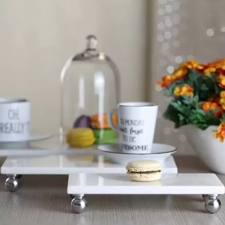 Akayev Mermer Beyaz Gümüş Boncuk Ayaklı 3lü Sunum Tabağı