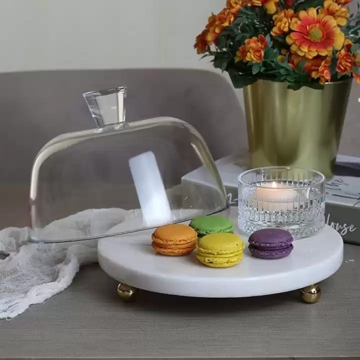 Akayev Mermer 25 Cm Altın Boncuk Ayaklı Beyaz Kalın Cam Fanus