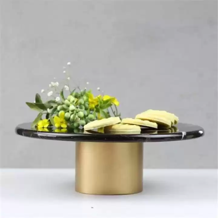 Akayev Mermer 28 Cm Metal Ayaklı Siyah Yuvarlak Sunum Tabağı