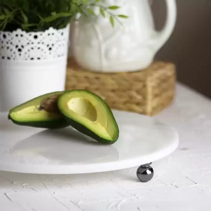 Akayev Mermer Beyaz 30 Cm Füme Boncuk Ayaklı Yuvarlak Sunumluk