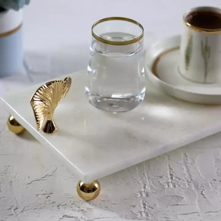 Akayev Mermer Beyaz 30x15 Cm Altın Ayak Ginkgo Sunum Tabağı
