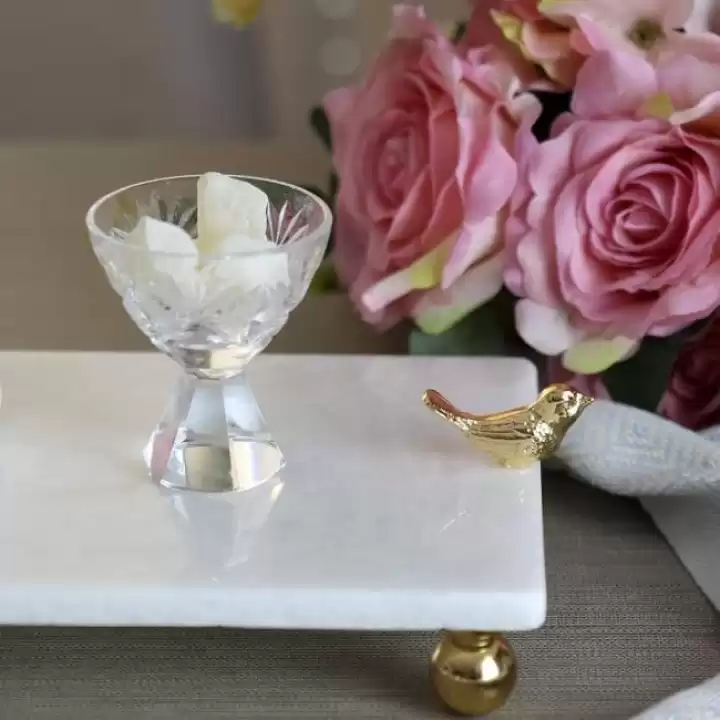 Akayev Mermer Beyaz 30x15 Cm Altın Ayak Kuş Sunum Tabağı