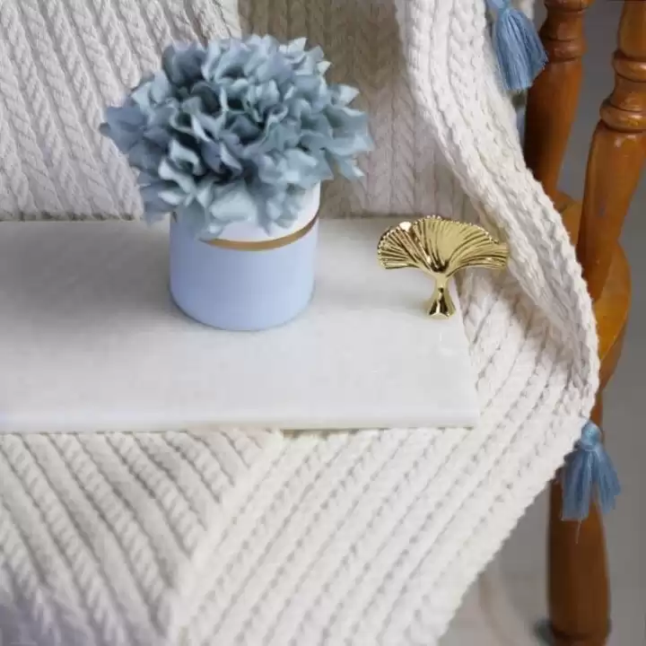 Akayev Mermer Beyaz 30x15 Cm Altın Ginkgo Sunum Tabağı