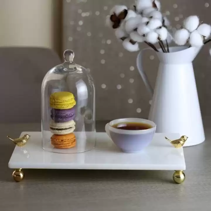 Akayev Mermer Beyaz 30x20 Cm Altın Ayak Kuş Sunum Tabağı