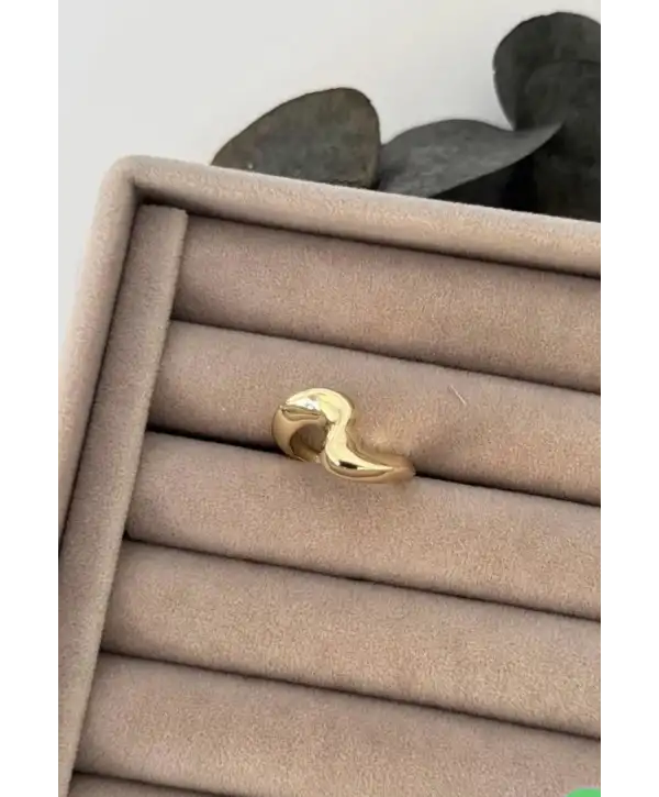 Asimetrik Detaylı Yüzük