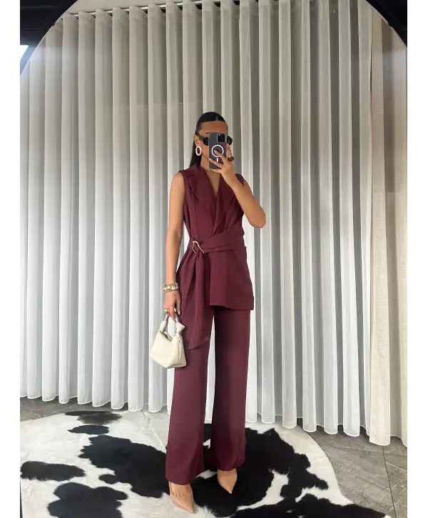 Aksesuarlı Pantolon ceket takım