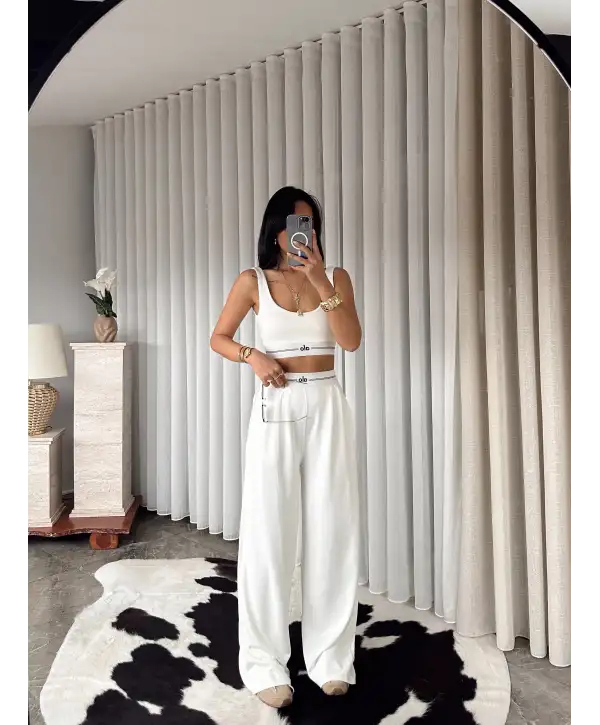 Beli lastikli ikili takım - Beyaz