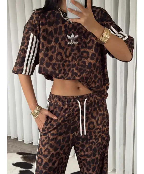 Leopar desen eşofman takımı