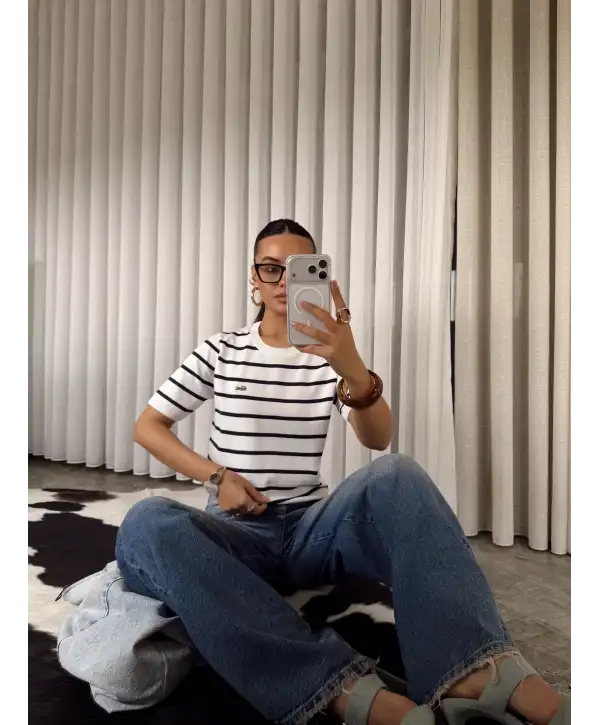 Kısa kol bisiklet yaka çizgili triko