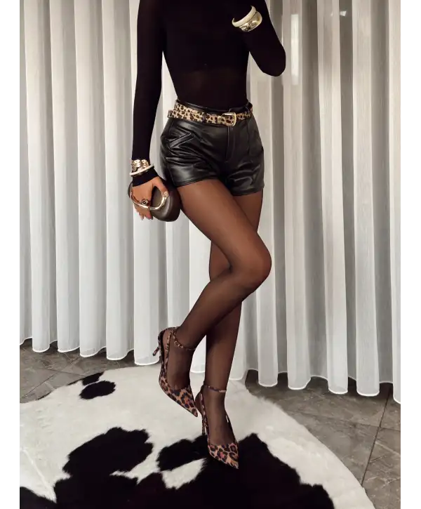 Deri mini şort - Siyah