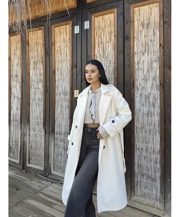 Ekru kuşaklı kaban