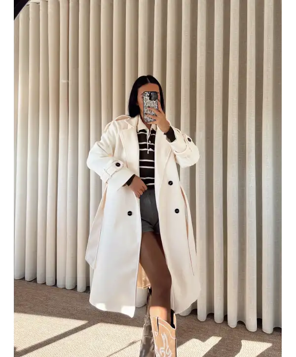 Ekru kuşaklı kaban