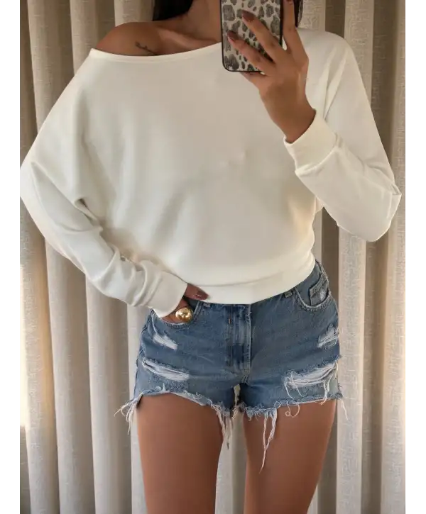 Kayık yaka yarasa kol beyaz