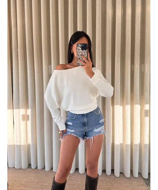 Kayık yaka yarasa kol beyaz