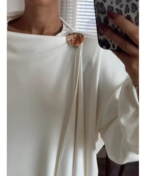 Pelerinli üçlü takım