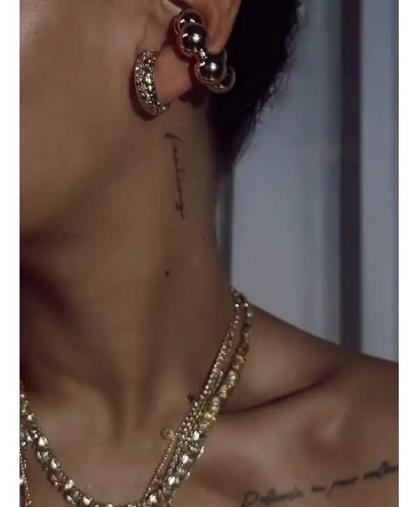 Tasarım Taşlı Minimal Küpe