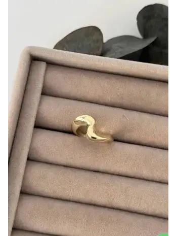 Asimetrik Detaylı Yüzük