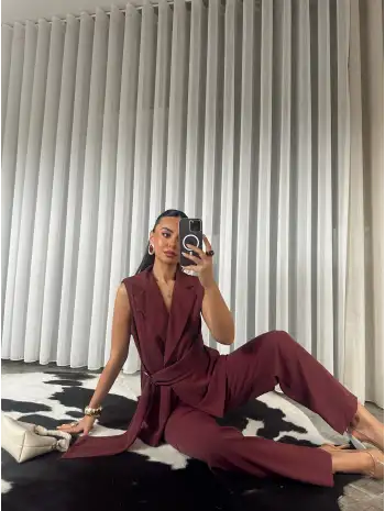 Aksesuarlı Pantolon ceket takım