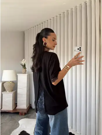 Sırt dantel detay tasarım T-shirt - Siyah