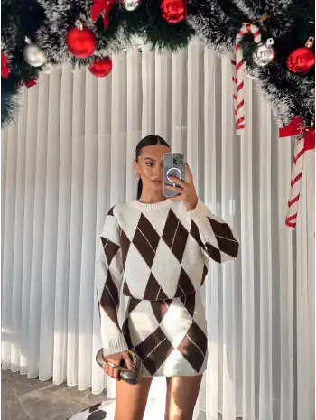 Baklava desen triko etekli takım