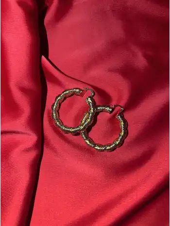 Mini Halka Burgulu Küpe - Gold