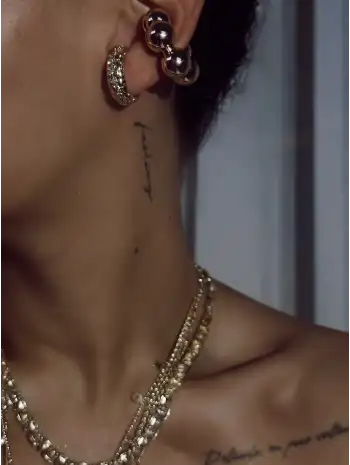 Tasarım Taşlı Minimal Küpe