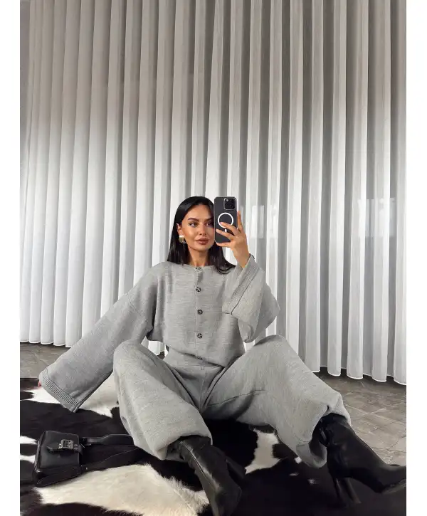 Bel katlama detay triko takım - Gri