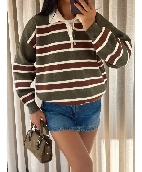 Çizgili polo yaka kazak