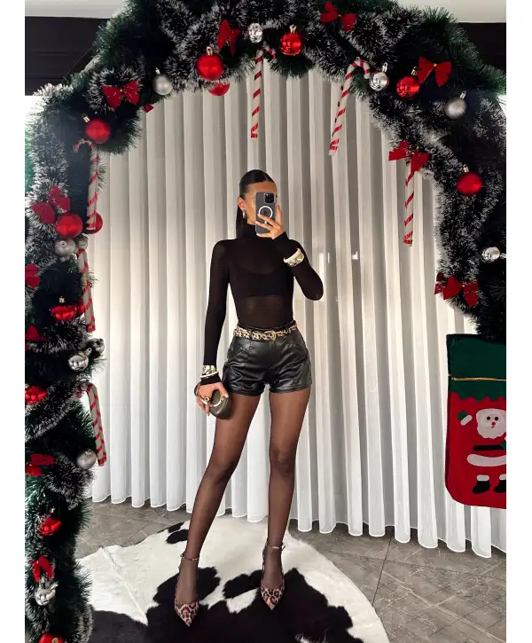 Deri mini şort - Siyah