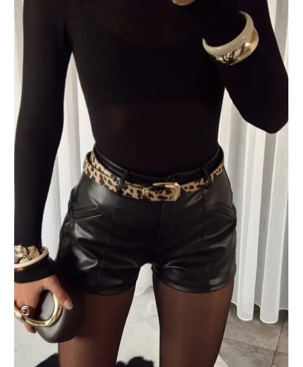 Deri mini şort - Siyah