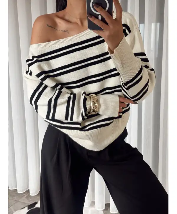 Düşük omuz çizgili triko kazak - bej