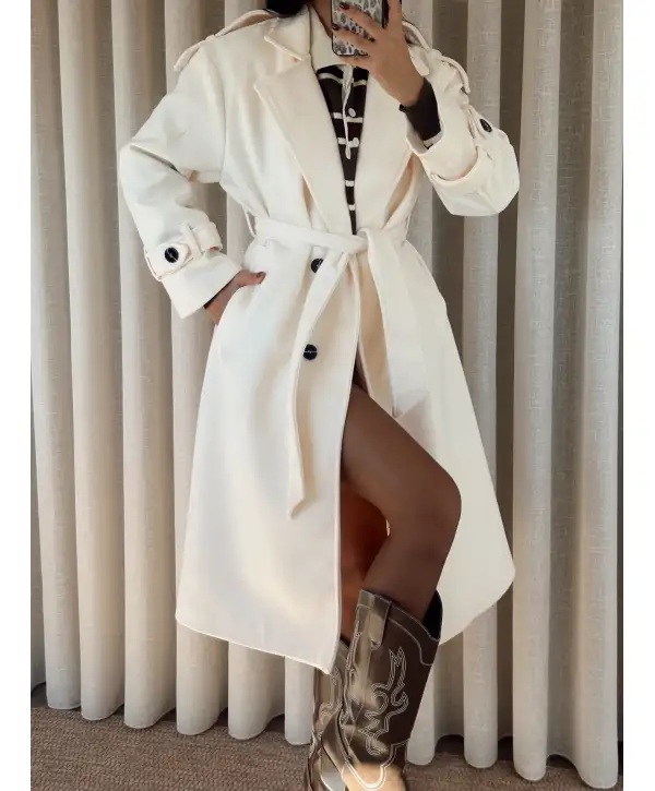 Ekru kuşaklı kaban