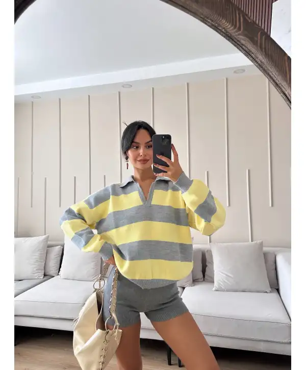 Polo yaka çizgili kazak