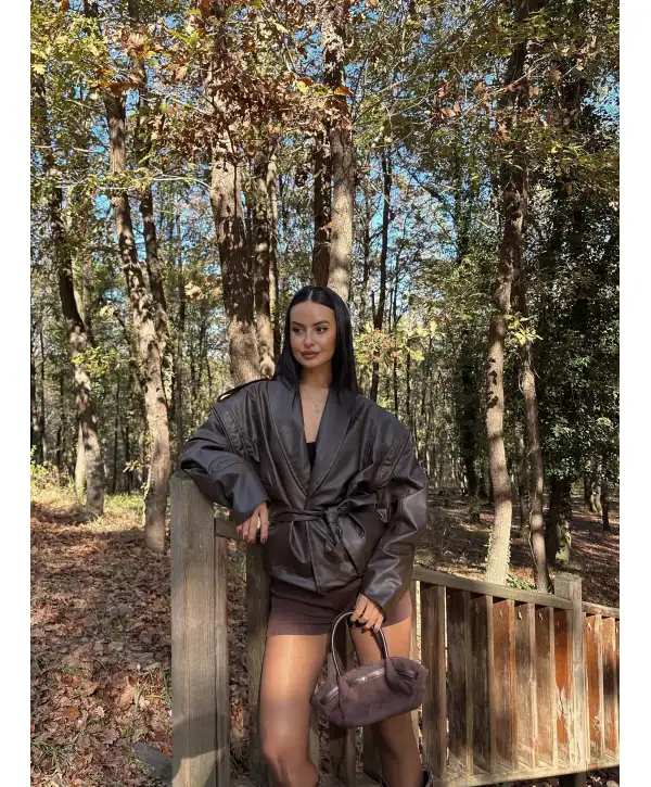 Tasarım kuşak detay deri ceket