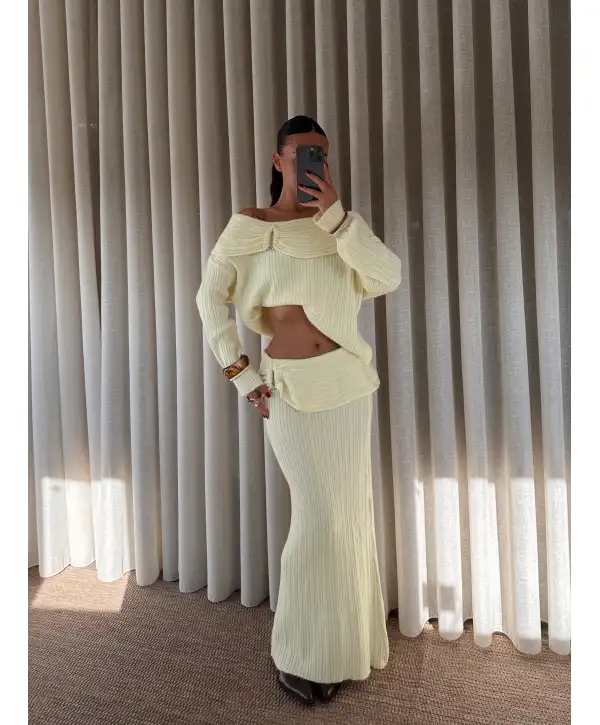 Tereyağ sarısı ikili takım