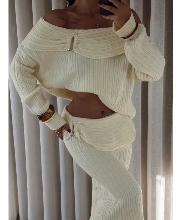 Tereyağ sarısı ikili takım