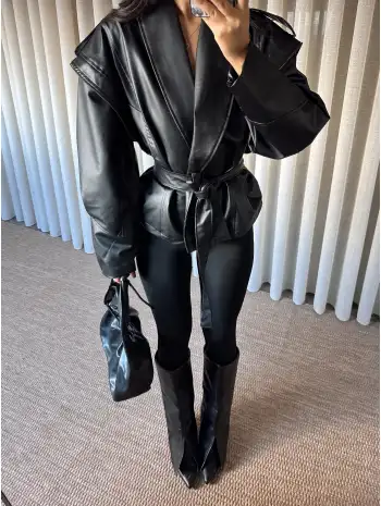 Tasarım kuşak detay deri ceket