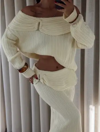 Tereyağ sarısı ikili takım