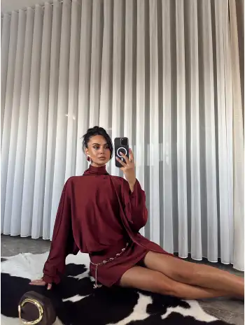 Yarasa kol kuşak detay Saten elbise- Bordo