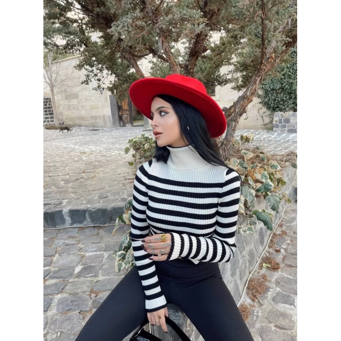 Çizgili Asimetrik Kazak