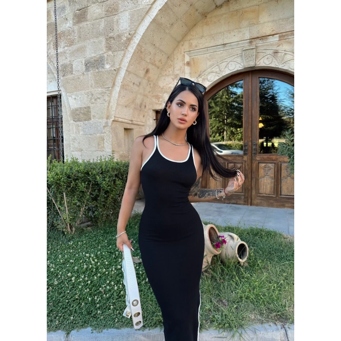 Biyeli Tek Yırtmaçlı Kaşkorse Elbise