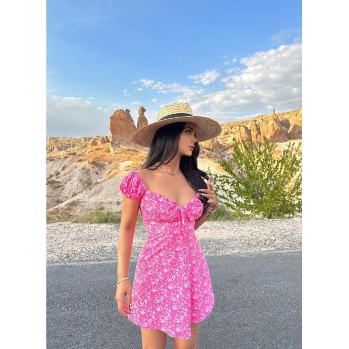 Pembe Biyeli Mini Elbise