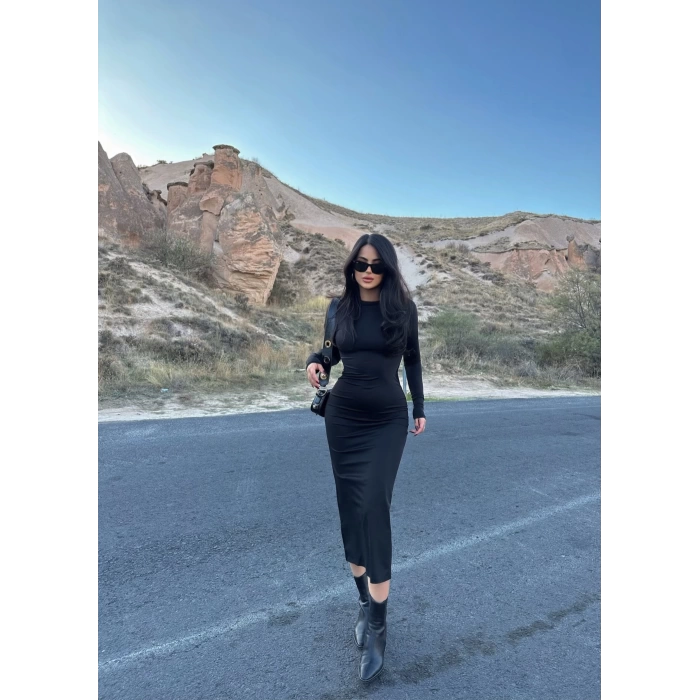 Siyah Sırt Dekolte Uzun Elbise