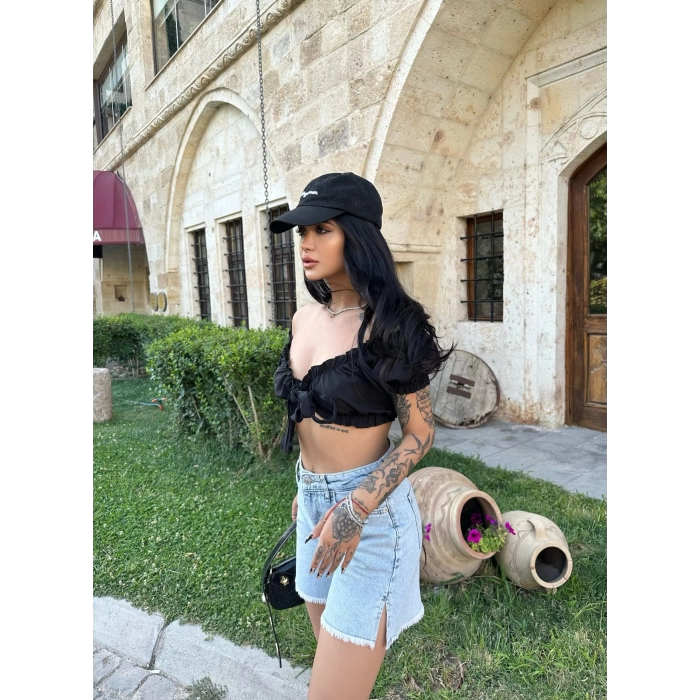 Yanları Kesik Mom Denim Şort