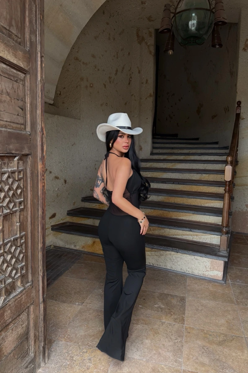 Siyah Boyundan Geçmeli Bağlamalı Tulum
