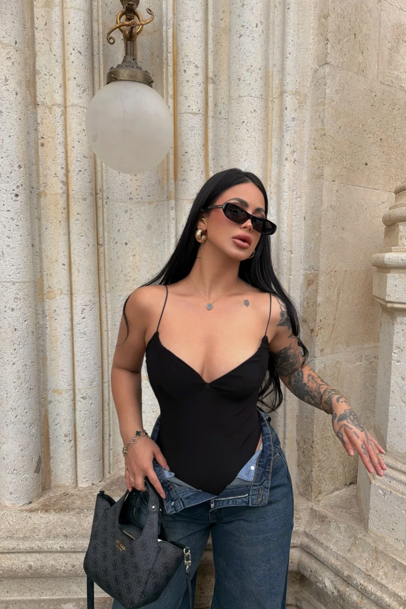 Siyah İp Askılı Basic Bodysuit