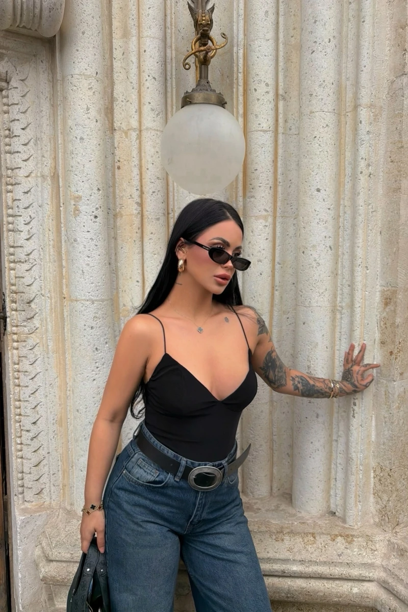 Siyah İp Askılı Basic Bodysuit