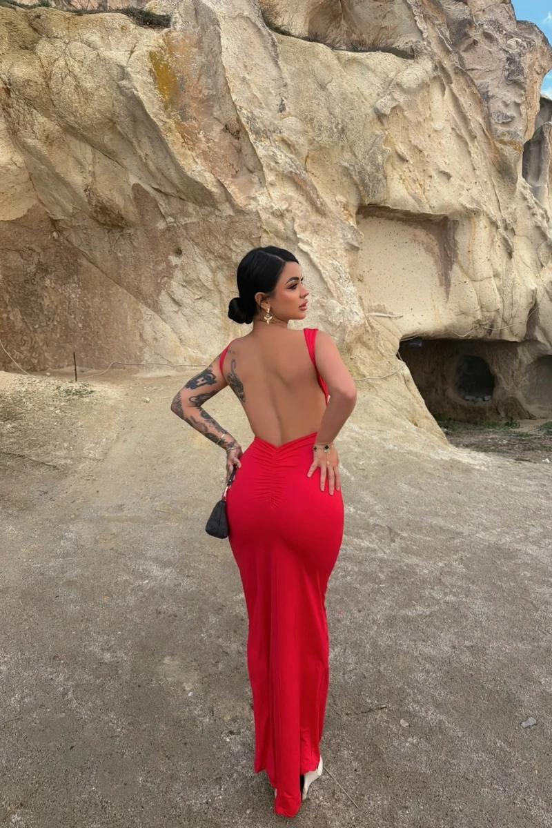 Kırmızı Sırt Açık Long Elbise