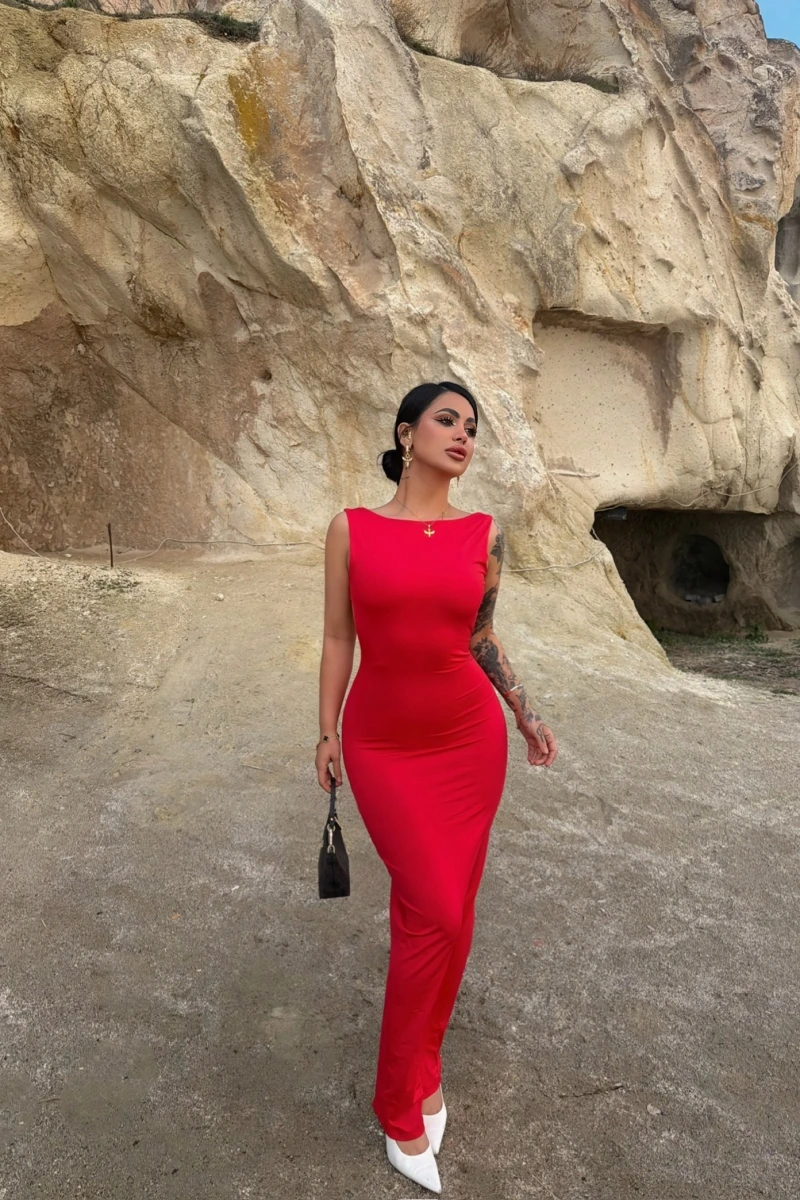 Kırmızı Sırt Açık Long Elbise